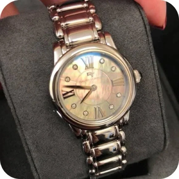 DY Classic 30MM Diamond Watch - Picture 3 of 5